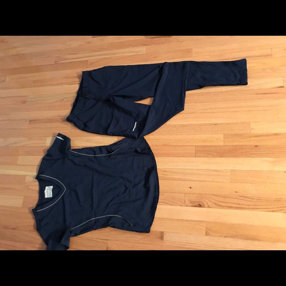 *SOLD* Navy Sketchers Scrub set